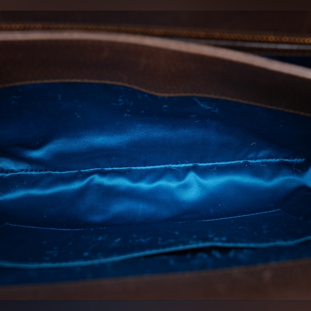 Gucci Beige Monogram Shoulder Bag with Green and Red Web Stripe - Picture 16 of 16